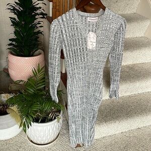 NWT Willow & Wind Gray Ribbed Dress